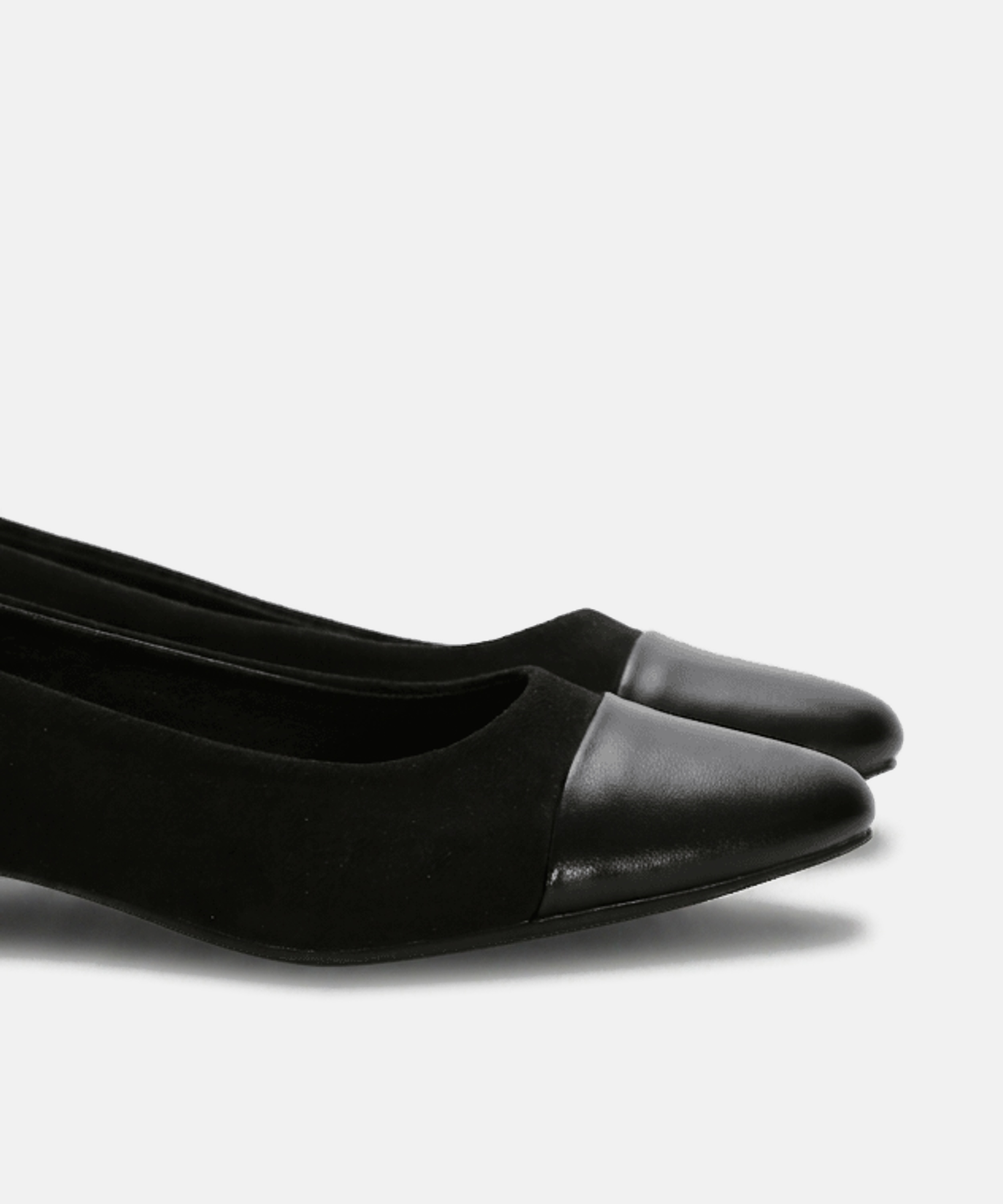 Zapato tac&oacute;n sal&oacute;n puntera  image number null